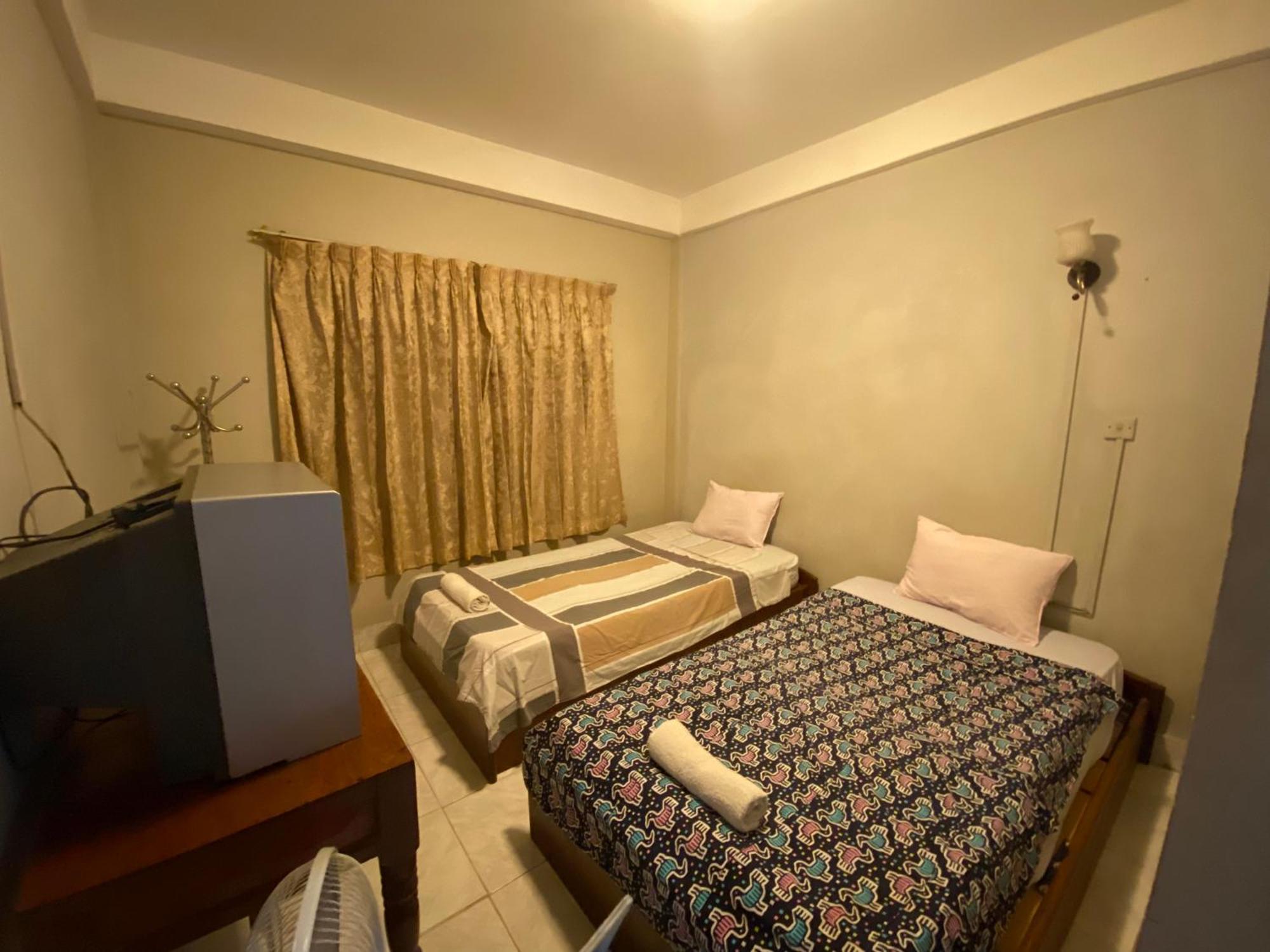 The Grey Guesthouse Phnom Penh Ngoại thất bức ảnh