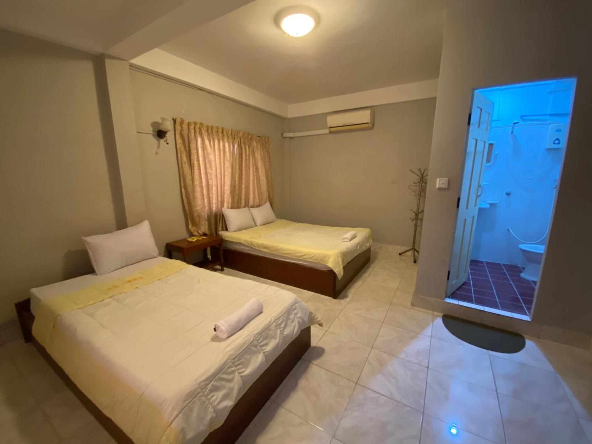 The Grey Guesthouse Phnom Penh Ngoại thất bức ảnh