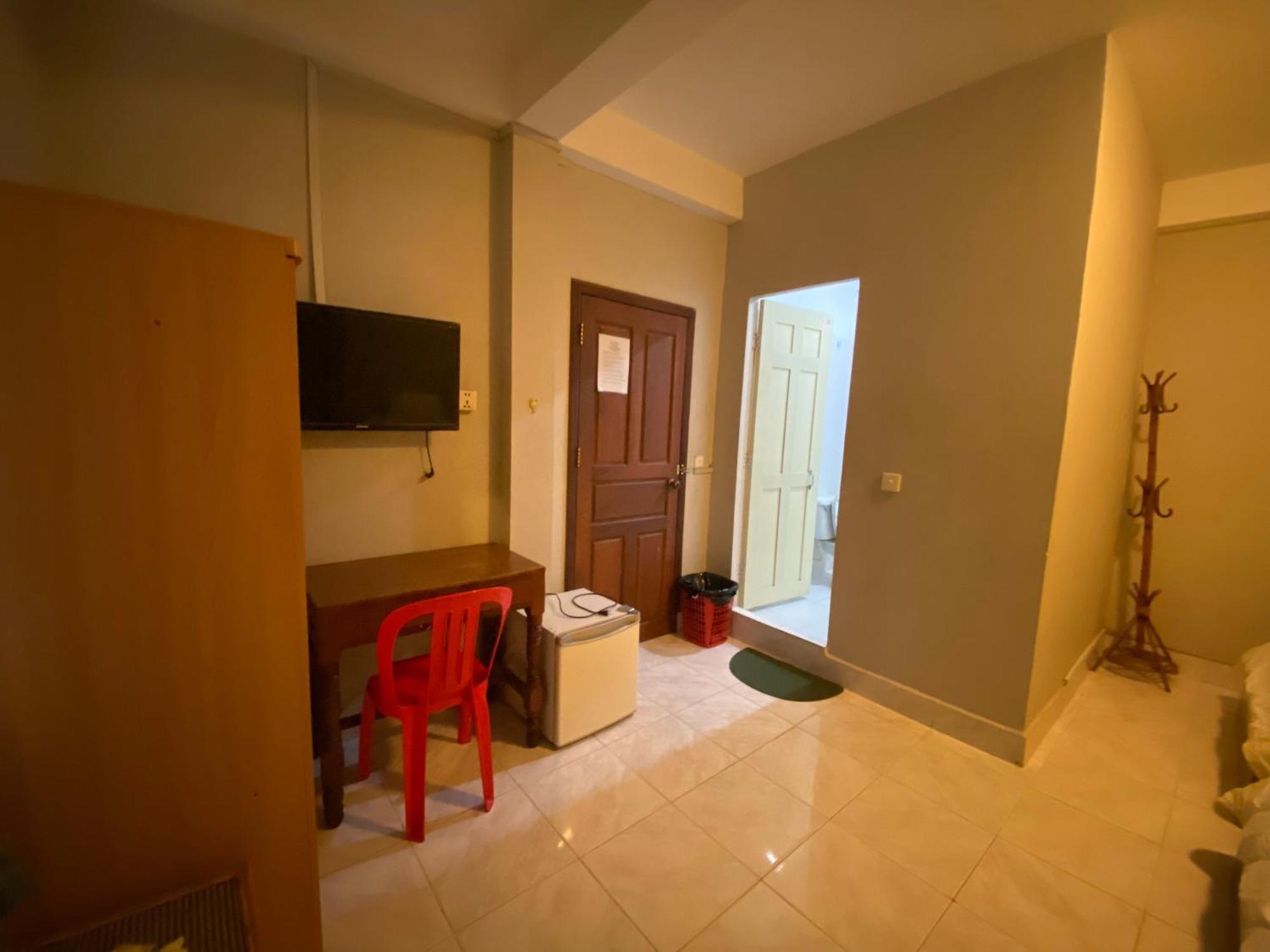 The Grey Guesthouse Phnom Penh Ngoại thất bức ảnh