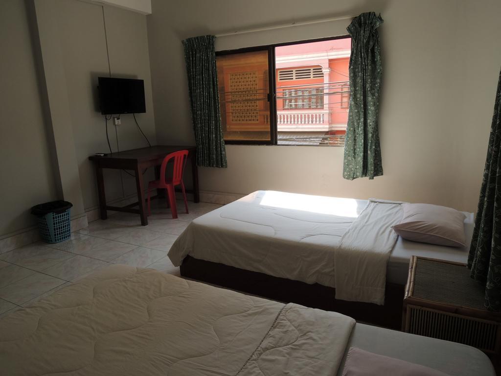 The Grey Guesthouse Phnom Penh Ngoại thất bức ảnh