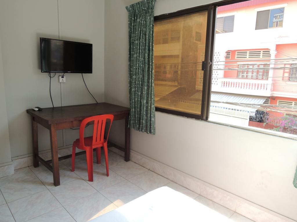 The Grey Guesthouse Phnom Penh Ngoại thất bức ảnh